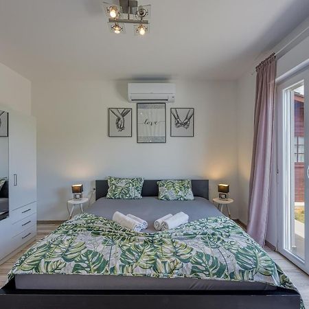 Villa Frontera Croatia Porec Ngoại thất bức ảnh